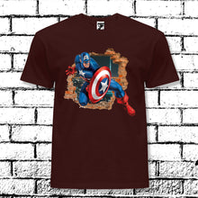 Cargar imagen en el visor de la galería, CAMISETA SUPERHEROES CAPITAN AMERICA PARED ROTA