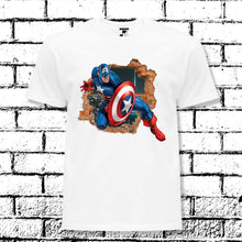 Cargar imagen en el visor de la galería, CAMISETA SUPERHEROES CAPITAN AMERICA PARED ROTA
